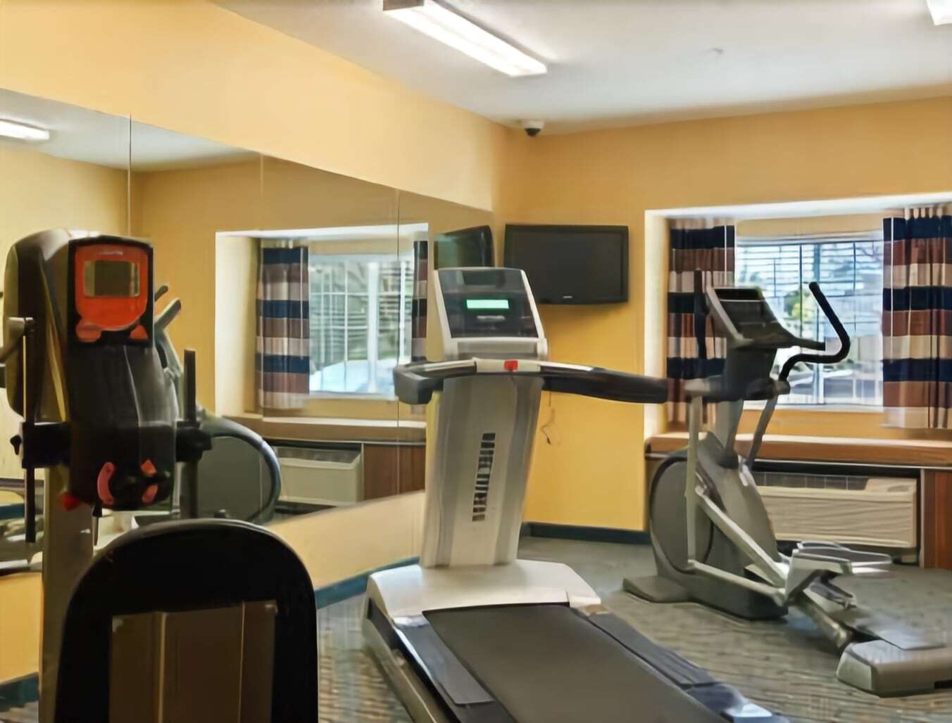 Microtel Inn & Suites Dickson City Ανέσεις φωτογραφία